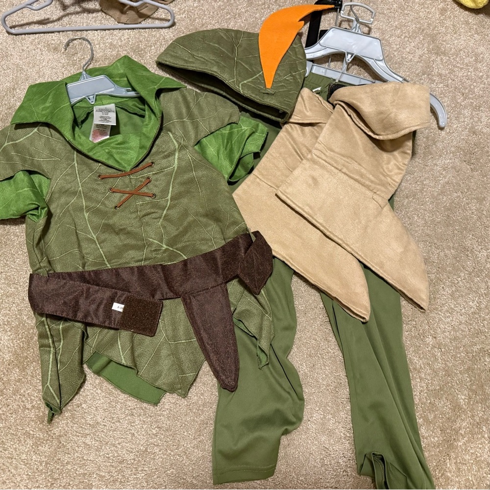 Disney Peter Pan costume boys 5/6